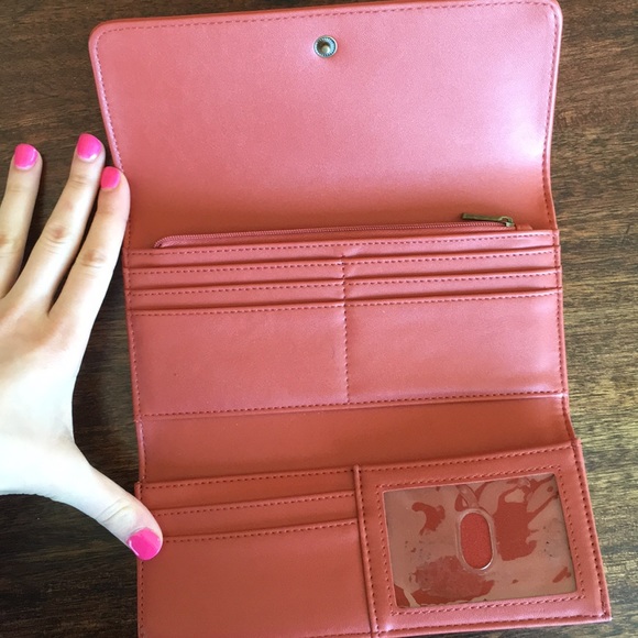 Universal Thread Wallet - Picture 3 of 4